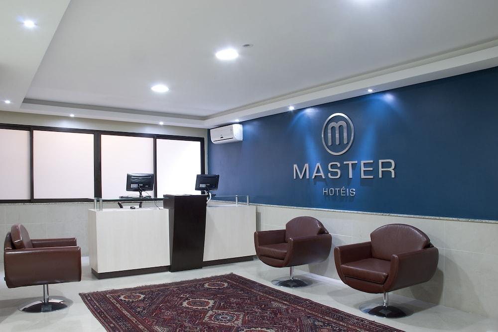Отель Master Express Moinhos De Vento Порту-Алегри Экстерьер фото